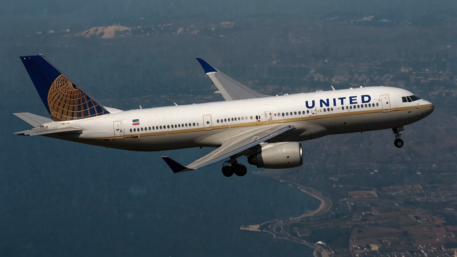 United Airlines Flight UA770 Emergency Diversion